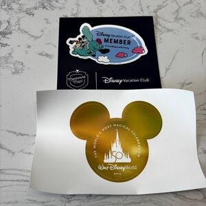 DVC Member Magnet and Gold sticker NWOT